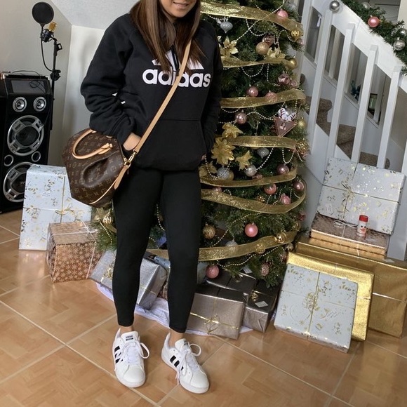 None Handbags - Louis Vuitton Turenne Bag